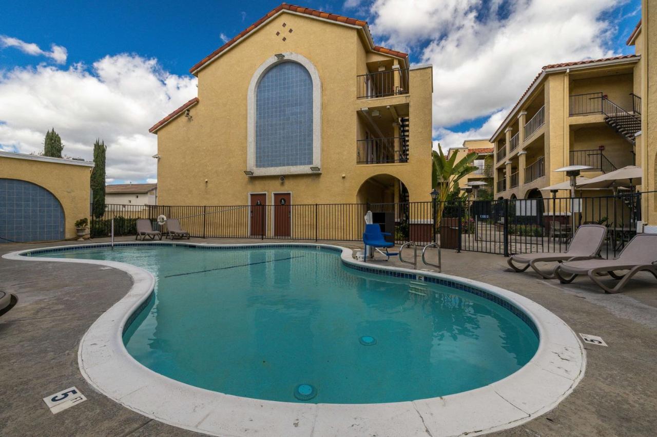 Best Western Moreno Hotel y Suites Moreno Valley Exterior foto