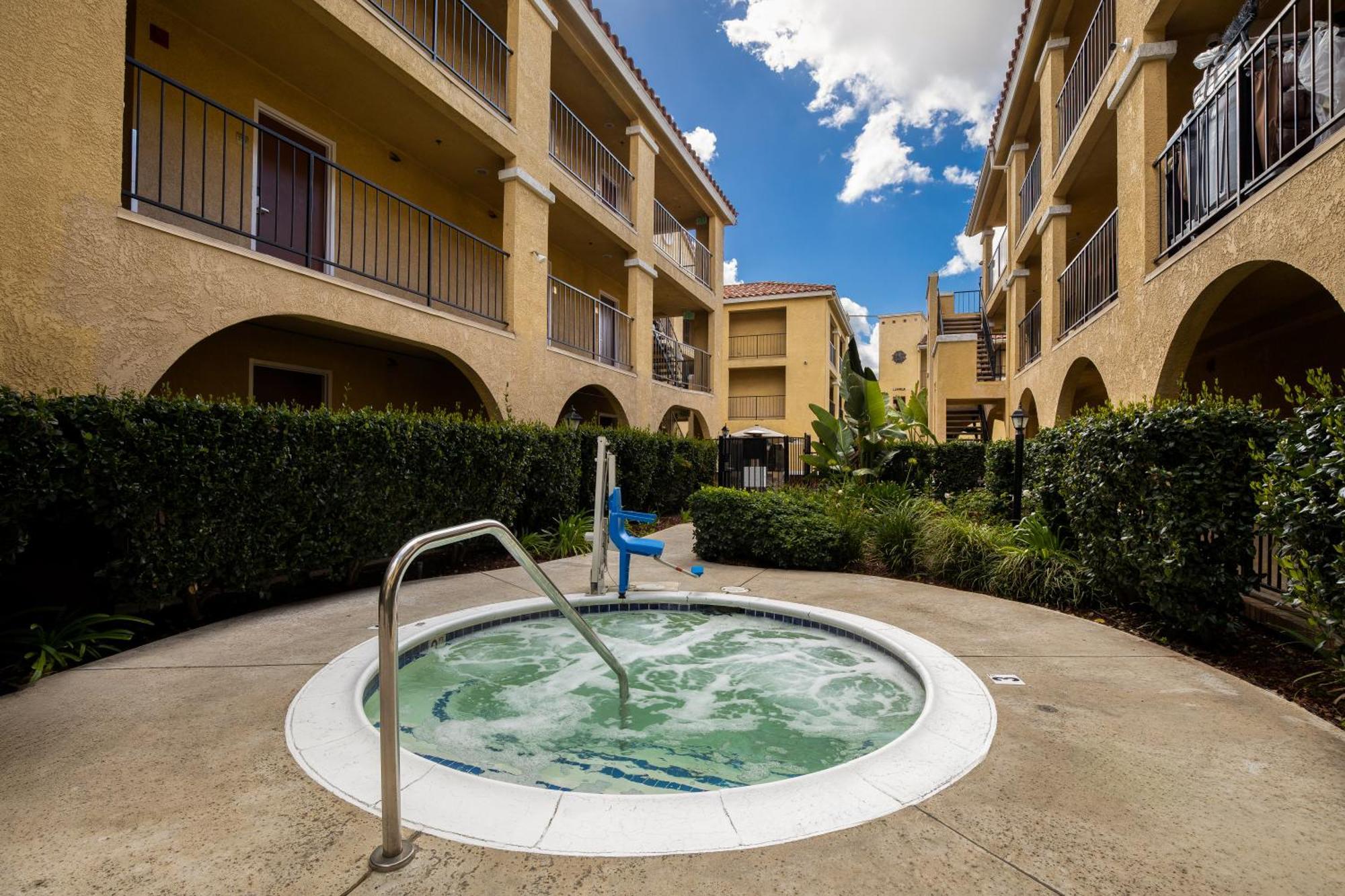 Best Western Moreno Hotel y Suites Moreno Valley Exterior foto